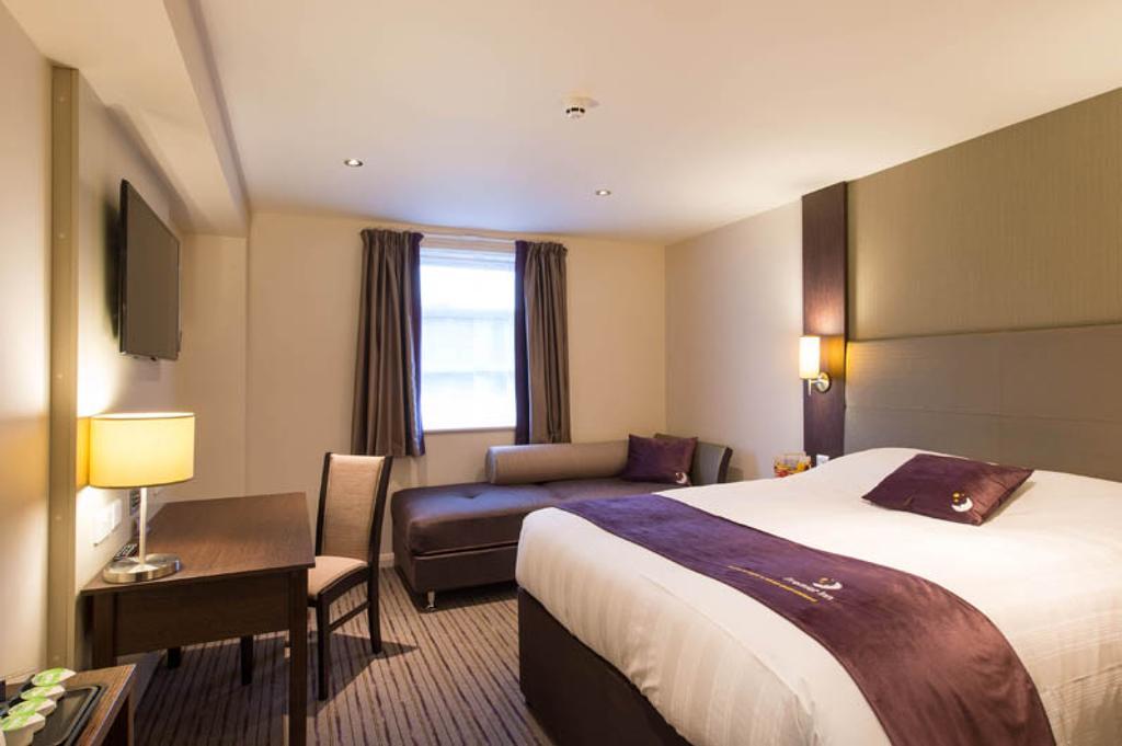 Premier Inn Edinburgh A1 - Масселбург Екстер'єр фото