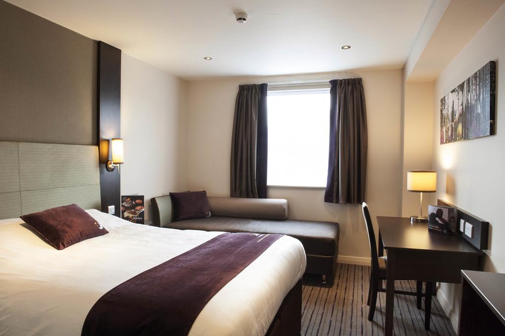 Premier Inn Edinburgh A1 - Масселбург Екстер'єр фото