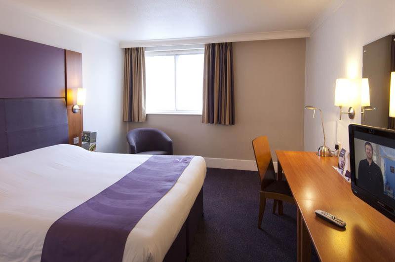 Premier Inn Edinburgh A1 - Масселбург Екстер'єр фото